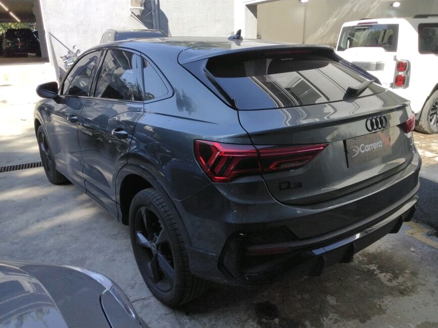 Q3 2.0 40 TFSI GASOLINA SPORTBACK PERFORMANCE BLAC