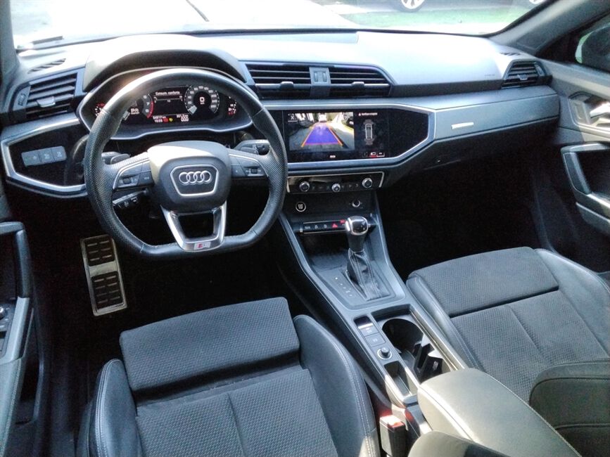 Q3 2.0 40 TFSI GASOLINA SPORTBACK PERFORMANCE BLAC