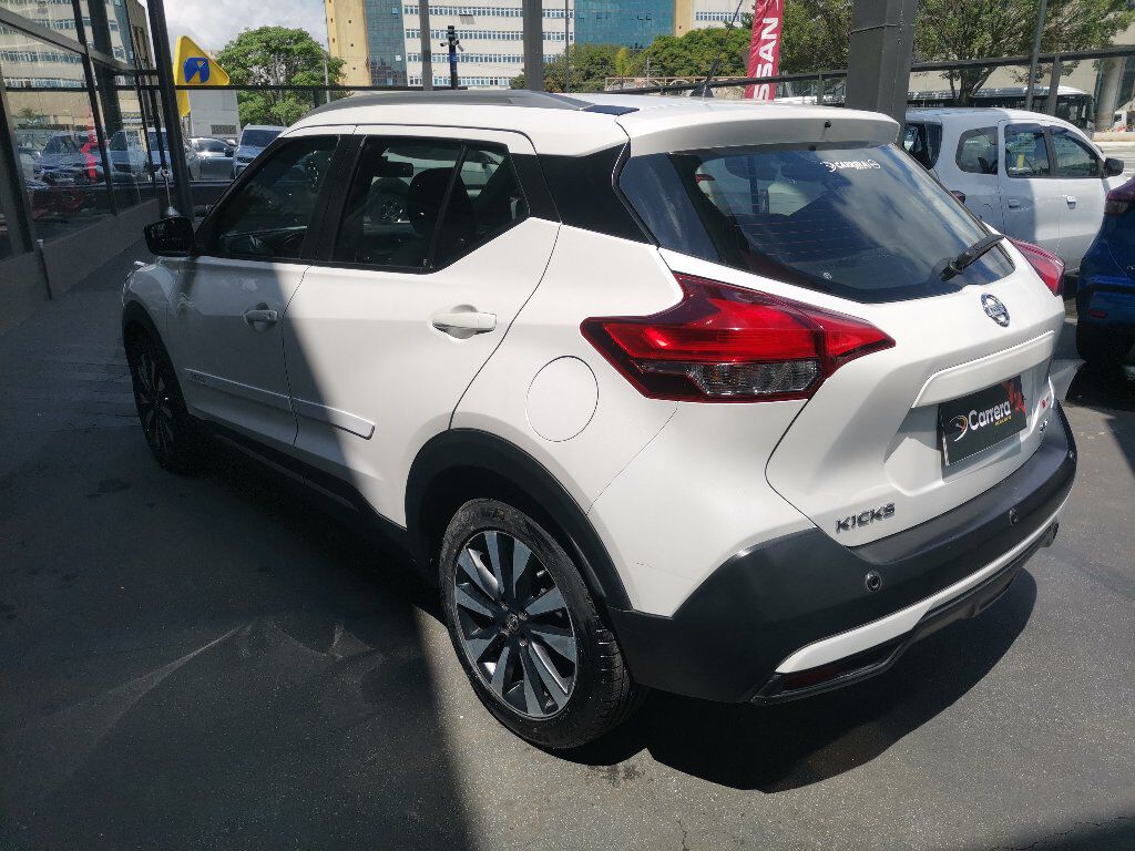 KICKS 1.6 16V FLEXSTART SV 4P XTRONIC