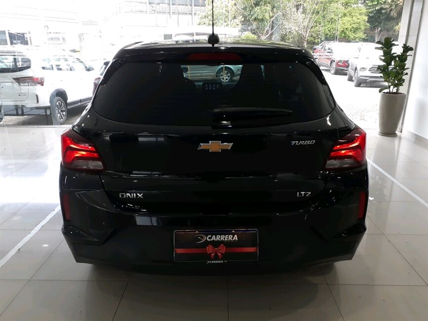 ONIX 1.0 TURBO FLEX LTZ AUTOMATICO