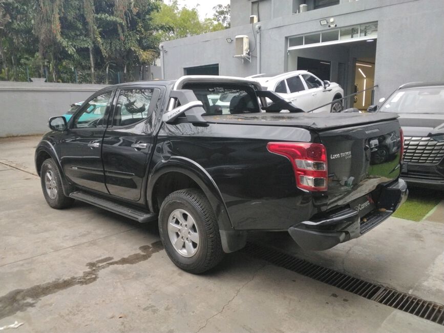 L200 TRITON 2.4 16V TURBO DIESEL SPORT HPE CD 4P 4