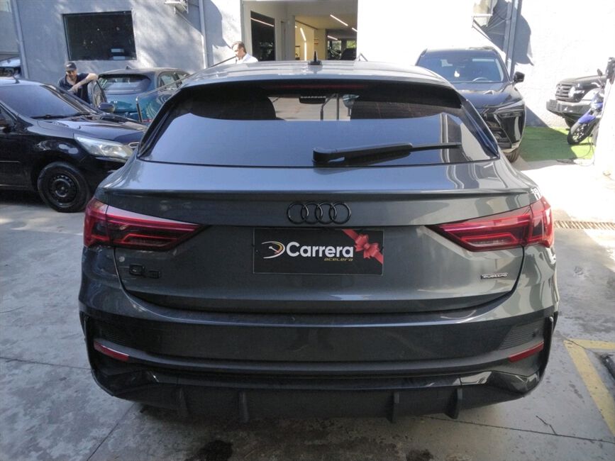 Q3 2.0 40 TFSI GASOLINA SPORTBACK PERFORMANCE BLAC
