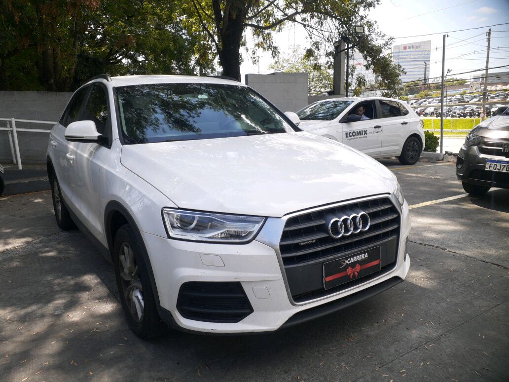 Q3 2.0 TFSI ATTRACTION QUATTRO 4P GASOLINA S TRONI