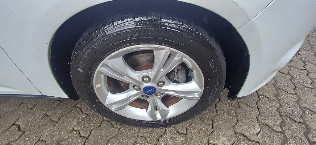 FOCUS 1.6 S 16V FLEX 4P MANUAL