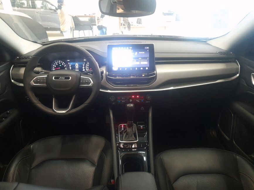 COMPASS 1.3 T270 TURBO FLEX LONGITUDE AT6