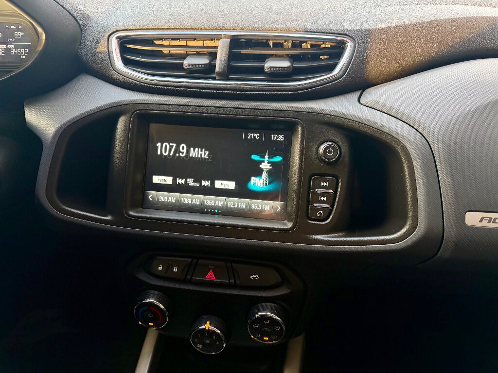 ONIX 1.4 MPFI ACTIV 8V FLEX 4P AUTOMATICO