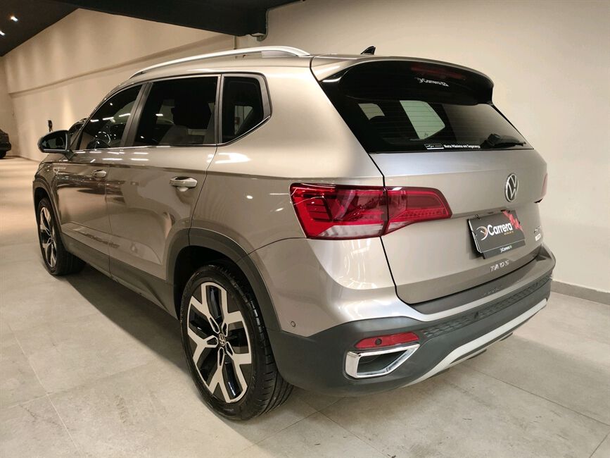 TAOS 1.4 250 TSI TOTAL FLEX HIGHLINE AUTOMÁTICO