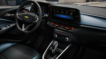 Interior renovado, proporcionando um ambiente mais tecnológico, acolhedor e confortável