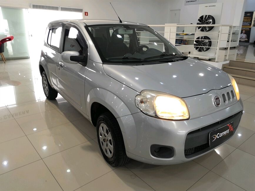 UNO 1.0 EVO VIVACE 8V FLEX 4P MANUAL