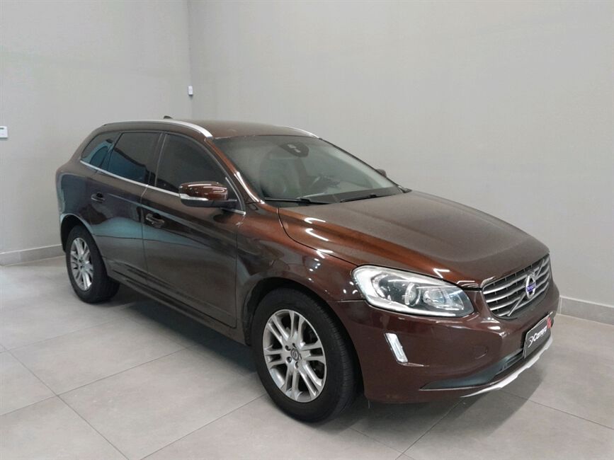 XC60 2.0 T5 COMFORT FWD TURBO GASOLINA 4P AUTOMATI