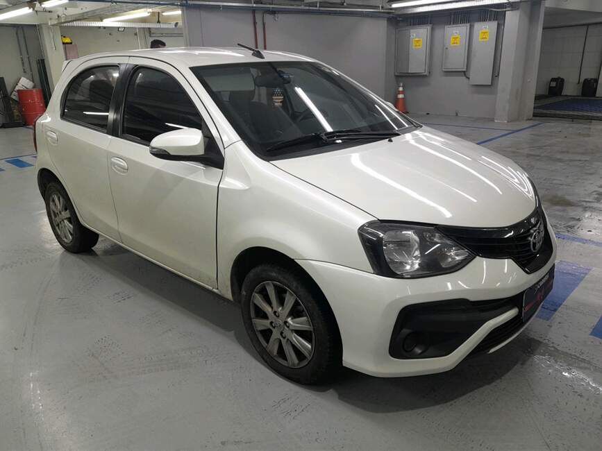 ETIOS 1.5 X PLUS 16V FLEX 4P AUTOMATICO