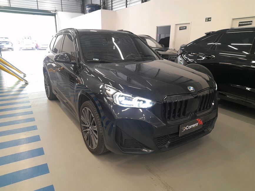 X1 2.0 16V TURBO GASOLINA SDRIVE20I M SPORT STEPTR