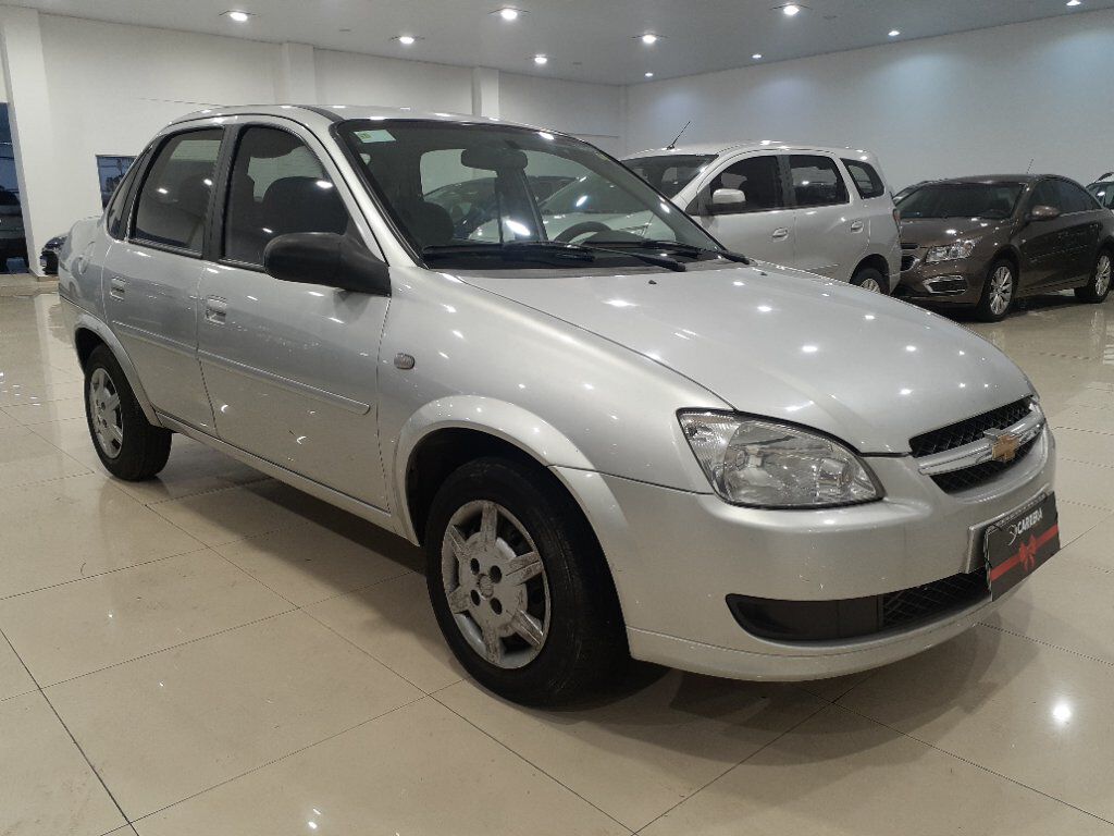 CLASSIC 1.0 MPFI LS 8V FLEX 4P MANUAL