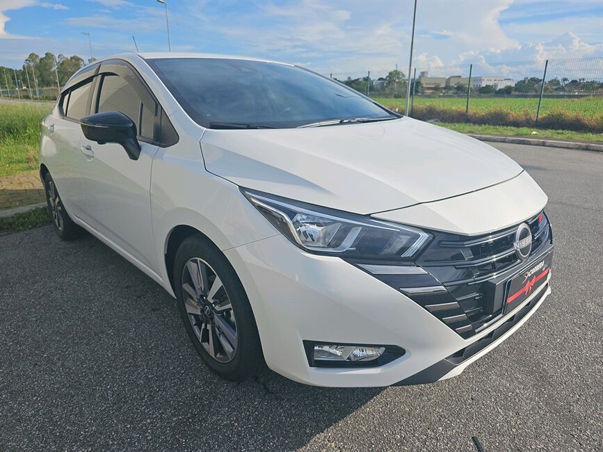 VERSA 1.6 16V FLEX SR XTRONIC