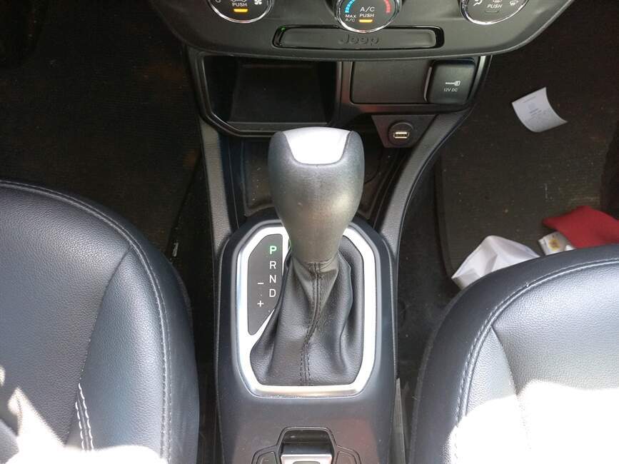 RENEGADE 1.8 16V FLEX STD 4P AUTOMATICO