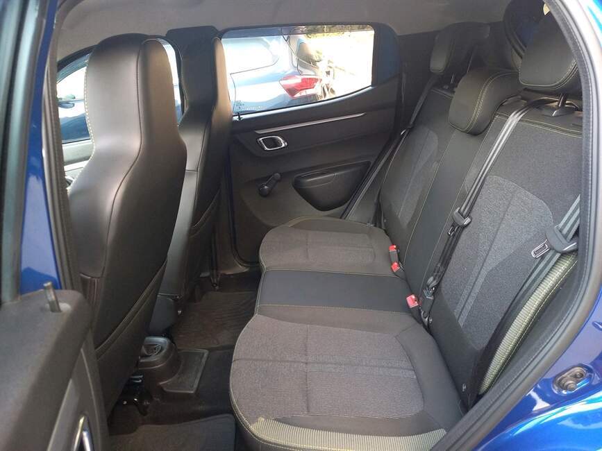 KWID 1.0 12V SCE FLEX OUTSIDER MANUAL