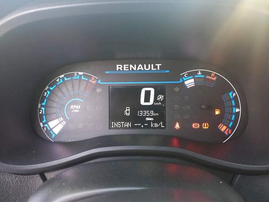 KWID 1.0 12V SCE FLEX OUTSIDER MANUAL