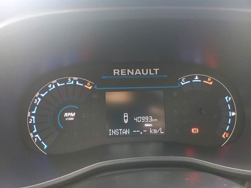 KWID 1.0 12V SCE FLEX OUTSIDER MANUAL
