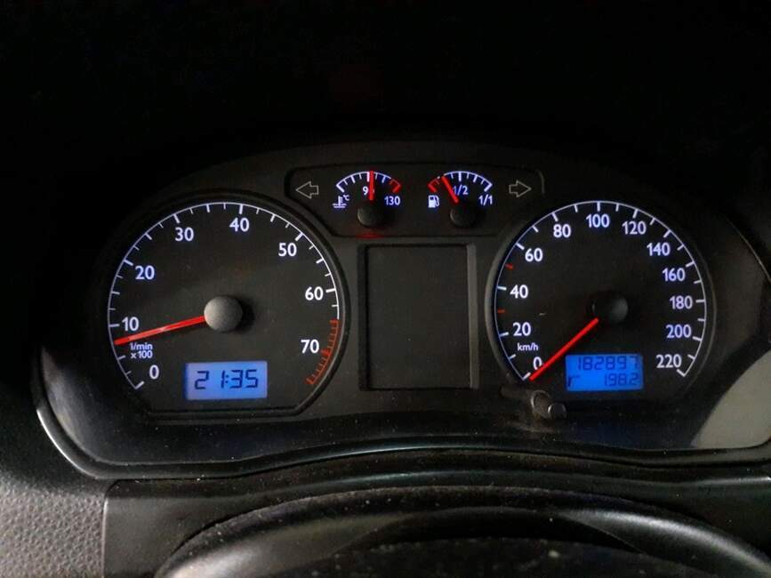 POLO 1.6 MI 8V GASOLINA 4P MANUAL