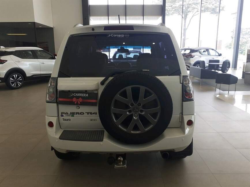 PAJERO TR4 2.0 4X2 16V 140CV FLEX 4P AUTOMATICO