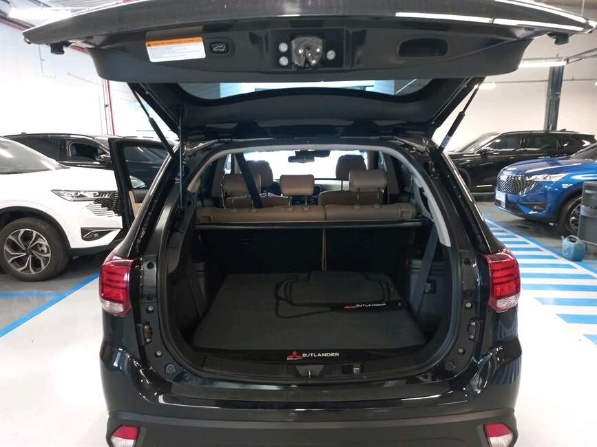 OUTLANDER 3.0 GT 4X4 V6 24V GASOLINA 4P AUTOMATICO