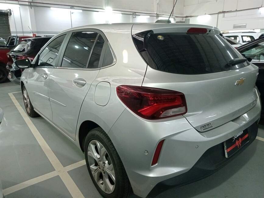 ONIX 1.0 TURBO FLEX PREMIER AUTOMATICO