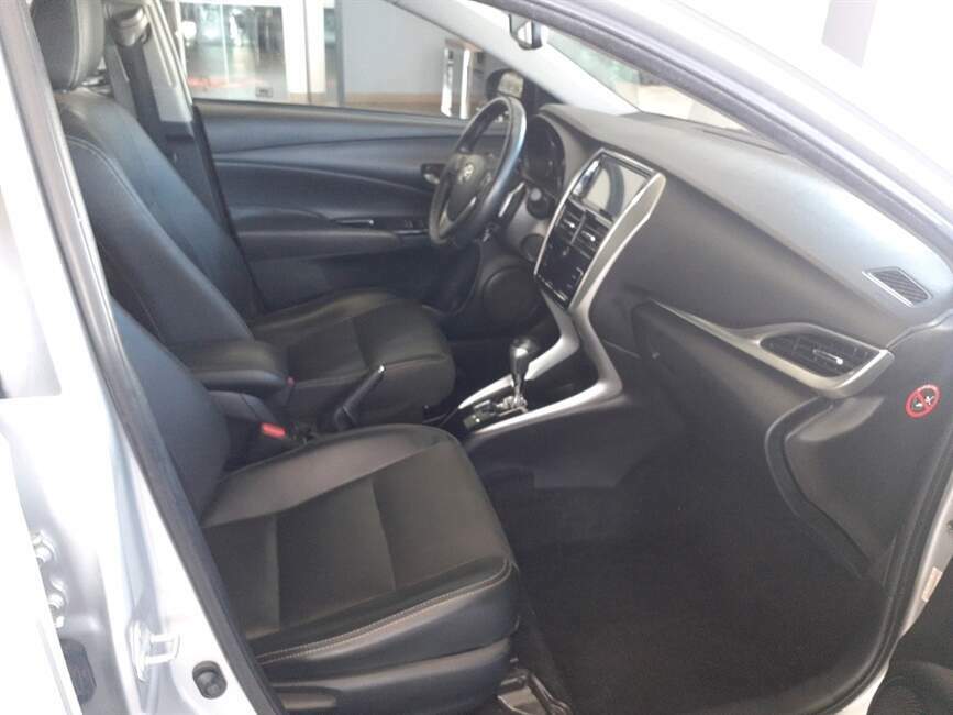 YARIS 1.5 16V FLEX SEDAN XS MULTIDRIVE