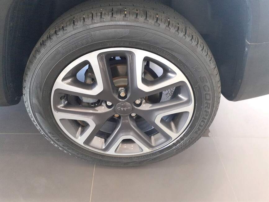 RENEGADE 1.8 16V FLEX LONGITUDE 4P AUTOMATICO