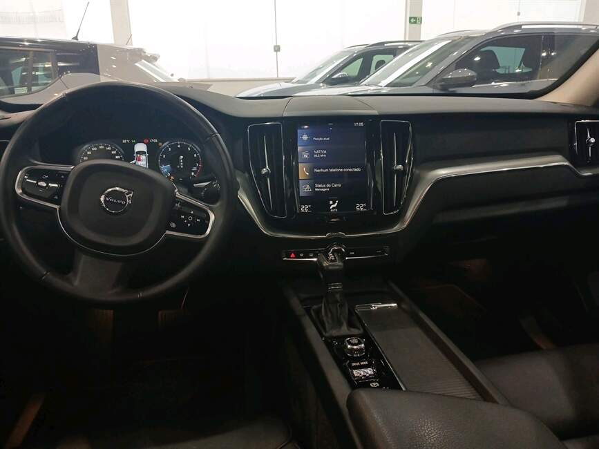 XC60 2.0 T5 GASOLINA MOMENTUM AWD GEARTRONIC