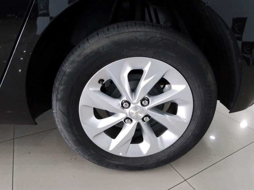 ONIX 1.0 TURBO FLEX LTZ AUTOMATICO