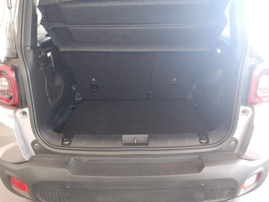 RENEGADE 1.8 16V FLEX LONGITUDE 4P AUTOMATICO