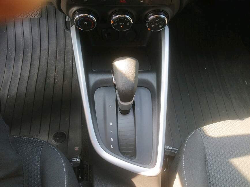 ONIX 1.0 TURBO FLEX PLUS LT AUTOMATICO