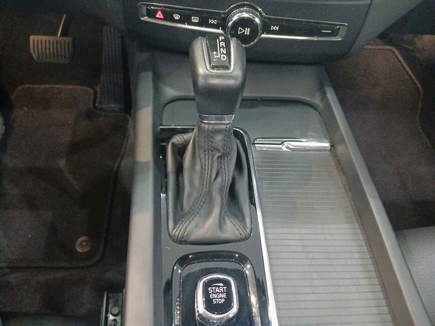 XC60 2.0 T5 GASOLINA MOMENTUM AWD GEARTRONIC