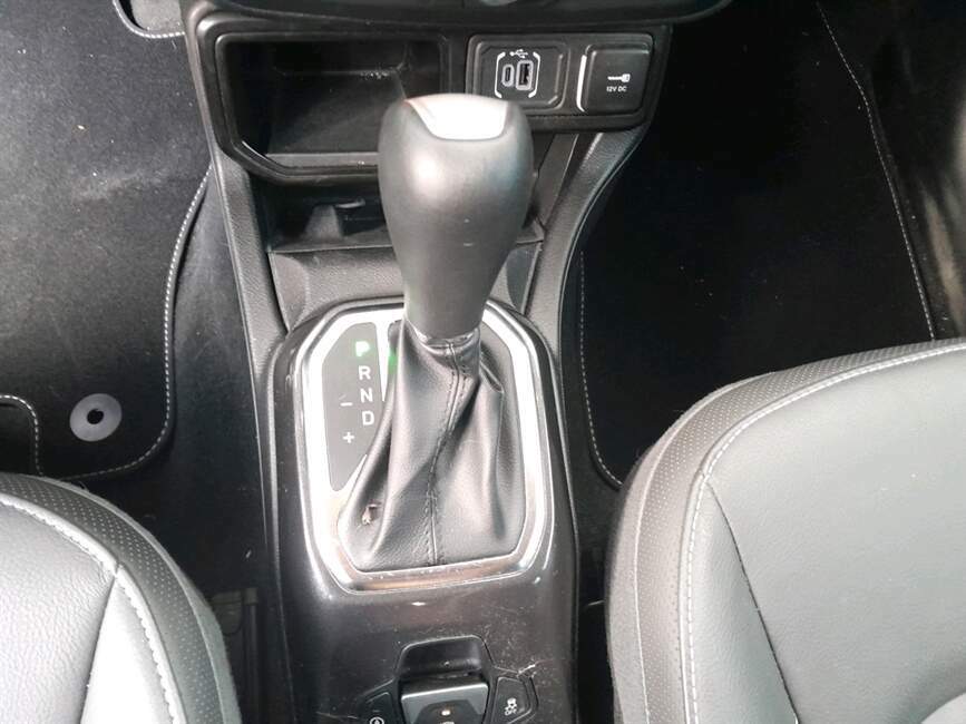RENEGADE 1.3 T270 TURBO FLEX LONGITUDE AT6