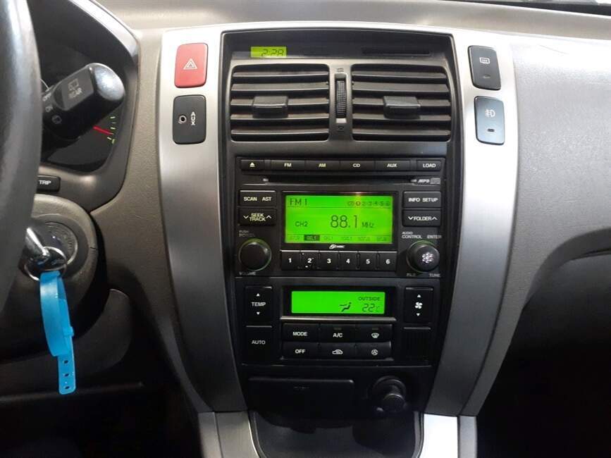 TUCSON 2.7 MPFI GLS 24V 180CV 4WD GASOLINA 4P AUTO