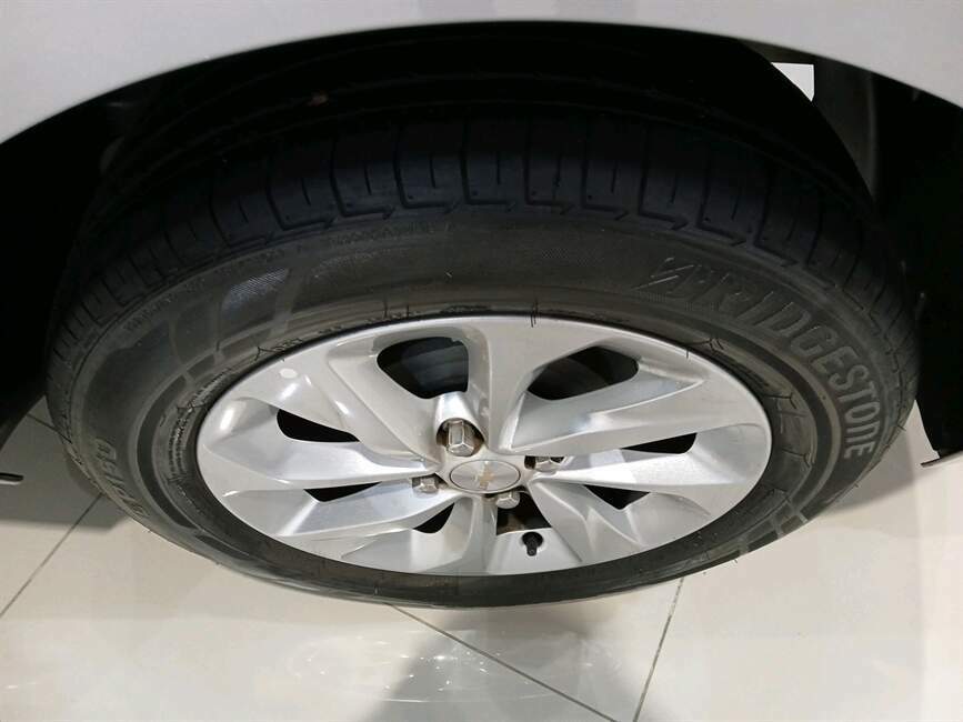 ONIX 1.0 TURBO FLEX LT MANUAL