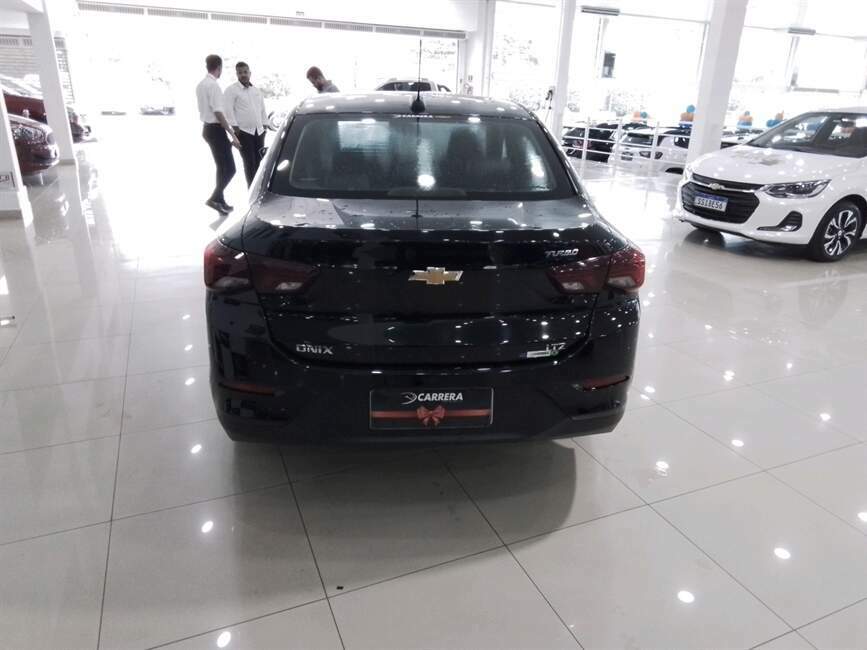 ONIX 1.0 TURBO FLEX PLUS LTZ AUTOMÁTICO