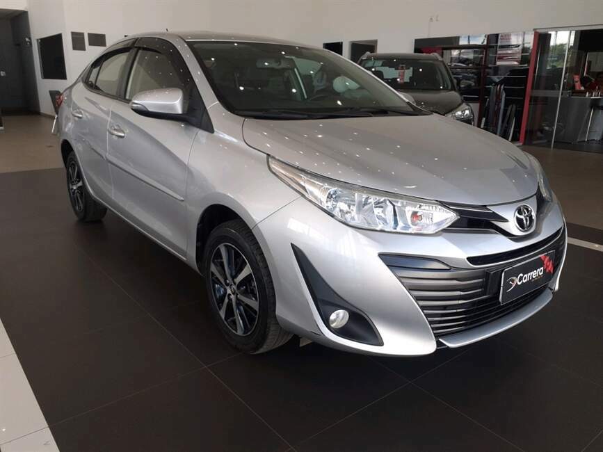 YARIS 1.5 16V FLEX SEDAN XS MULTIDRIVE