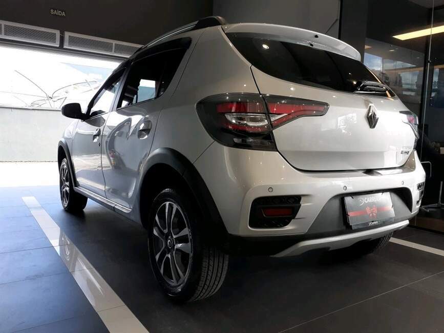 SANDERO 1.6 16V SCE FLEX STEPWAY ICONIC X-TRONIC