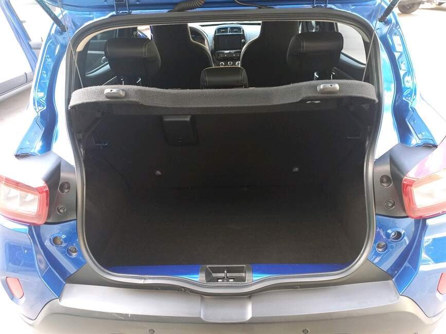 KWID 1.0 12V SCE FLEX OUTSIDER MANUAL