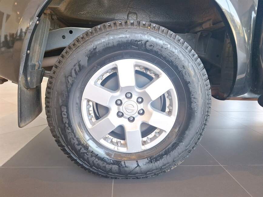 FRONTIER 2.5 PLATINUM 4X4 CD TURBO ELETRONIC DIESE