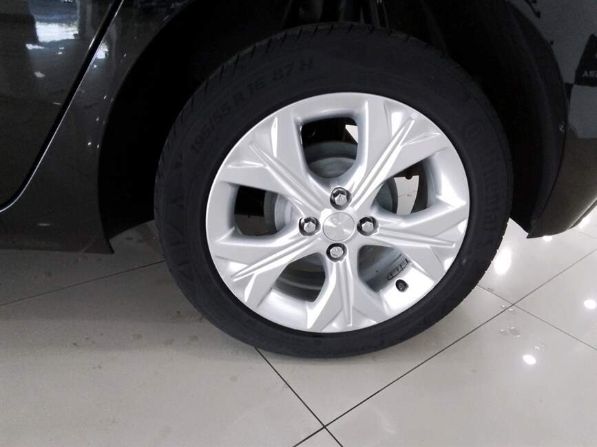 ONIX LTZ TURBO