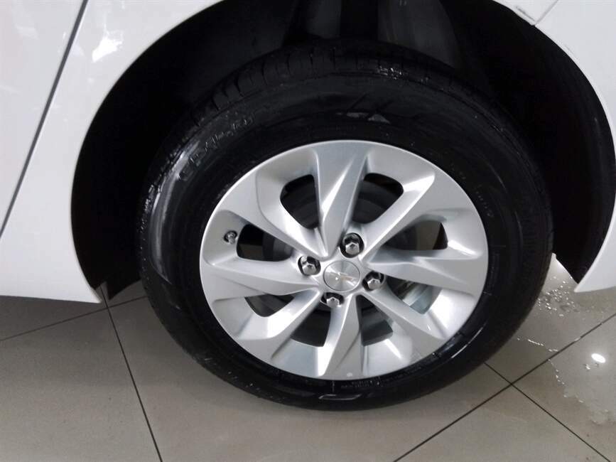 ONIX 1.0 TURBO FLEX LTZ AUTOMATICO