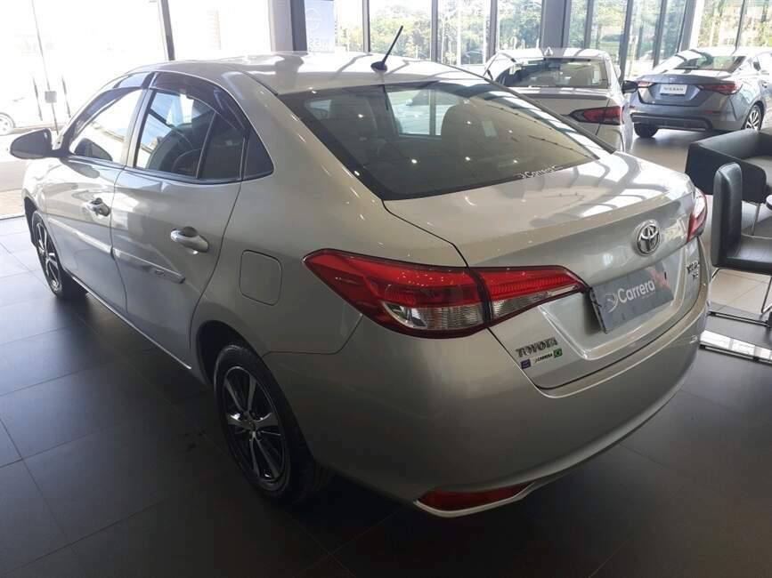 YARIS 1.5 16V FLEX SEDAN XS MULTIDRIVE