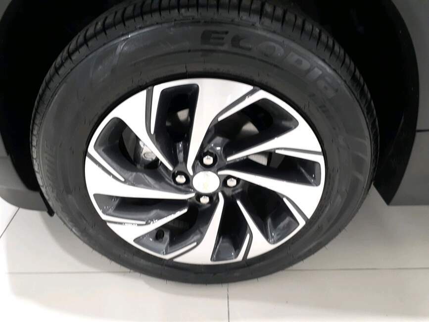 SPIN 1.8L PREMIER